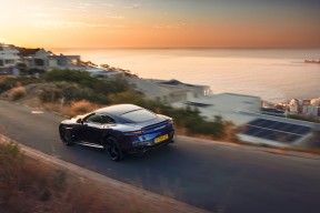 mk体育现在-球队核心球员心态波动如何传染影响全队表现，球队核心判断