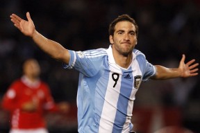 mk体育app-国王本地球迷组织创作加油歌曲为球队助威