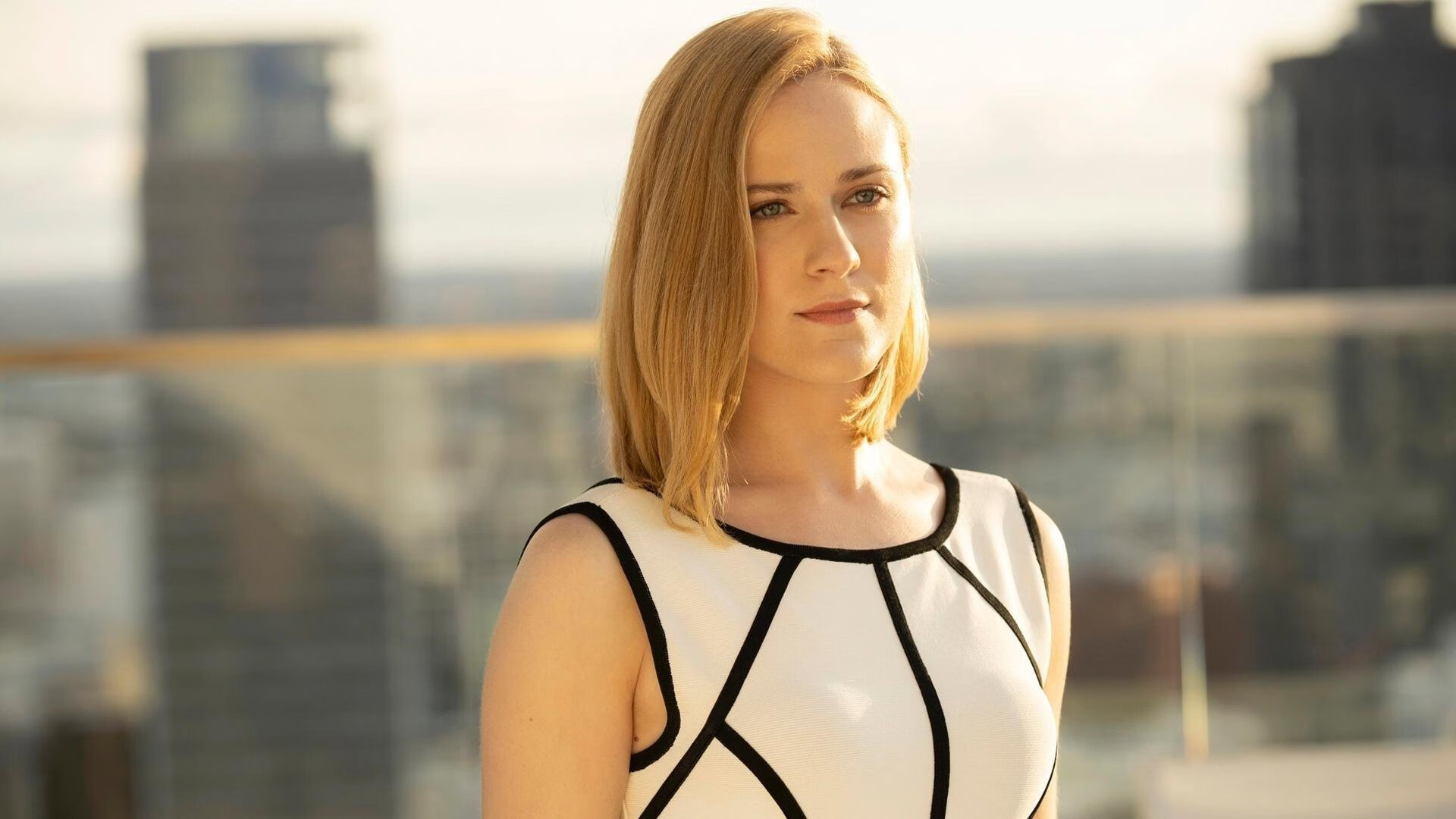 国家队加强进攻端战术训练力争提高比赛破门效率，进攻战术基础配合方法